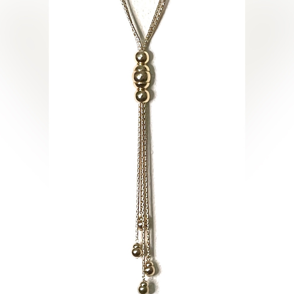 Beautiful fashion necklace.